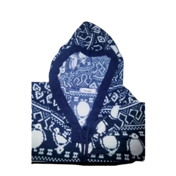 M/L | Penguin Pullover - Picture 3 of 12